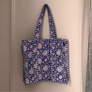 Blue Floral Quilted Tote Bag with Zipper